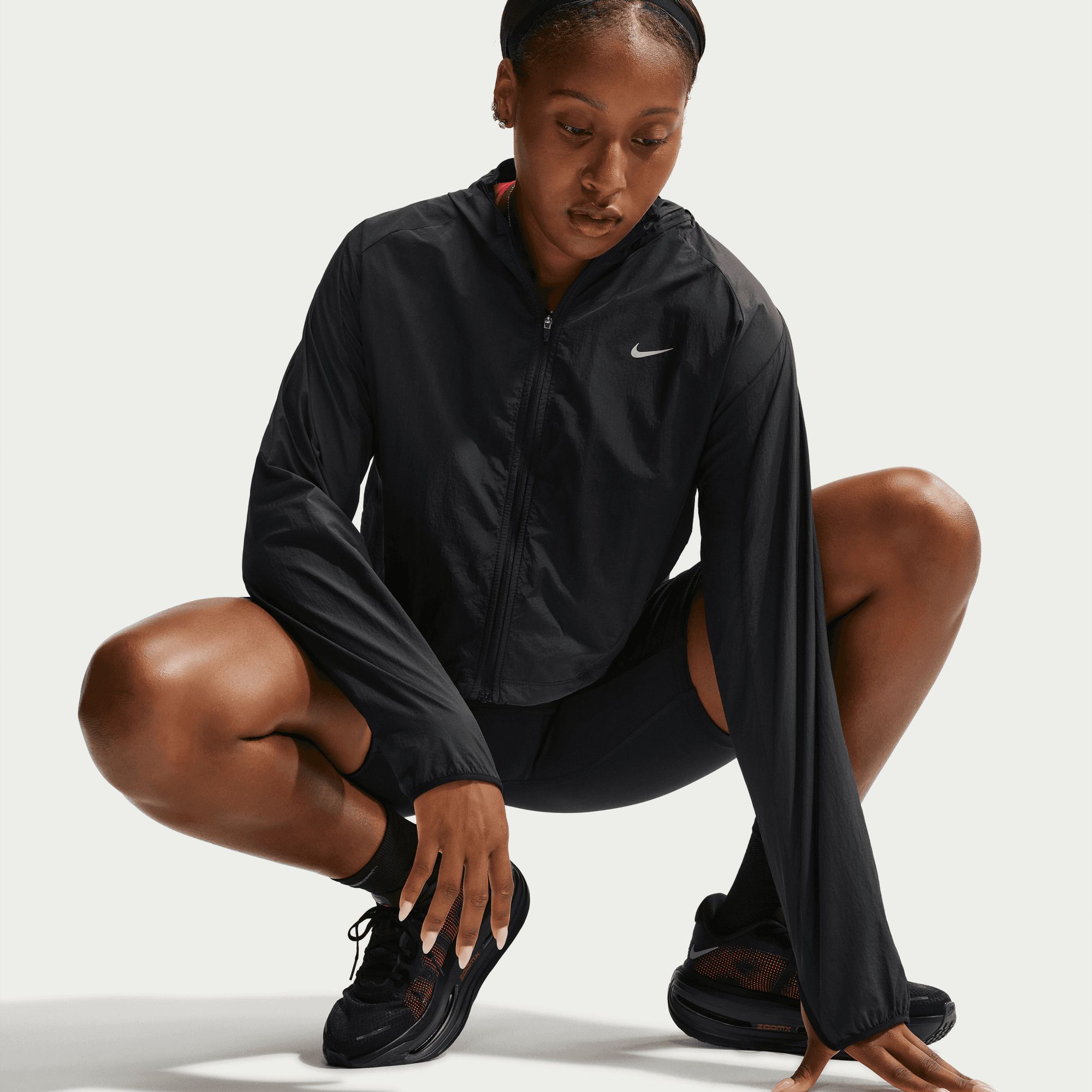 Nike Women's Tempo Repel UV Water-Repellent Running Jacket