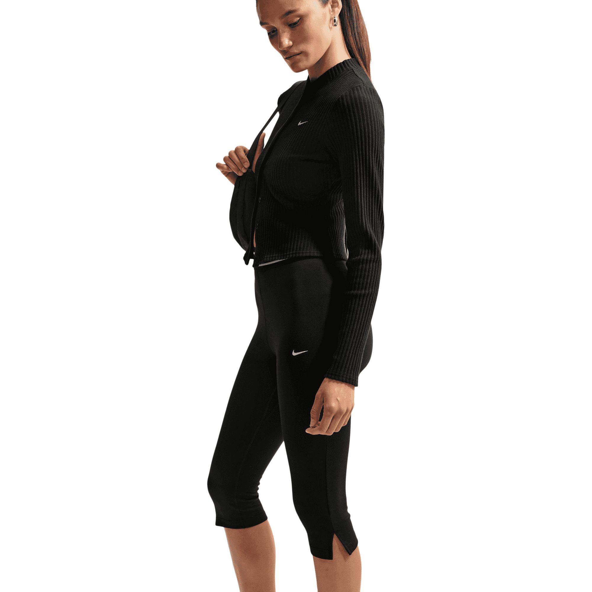 Nike Women's Chill Knit Capri Pants