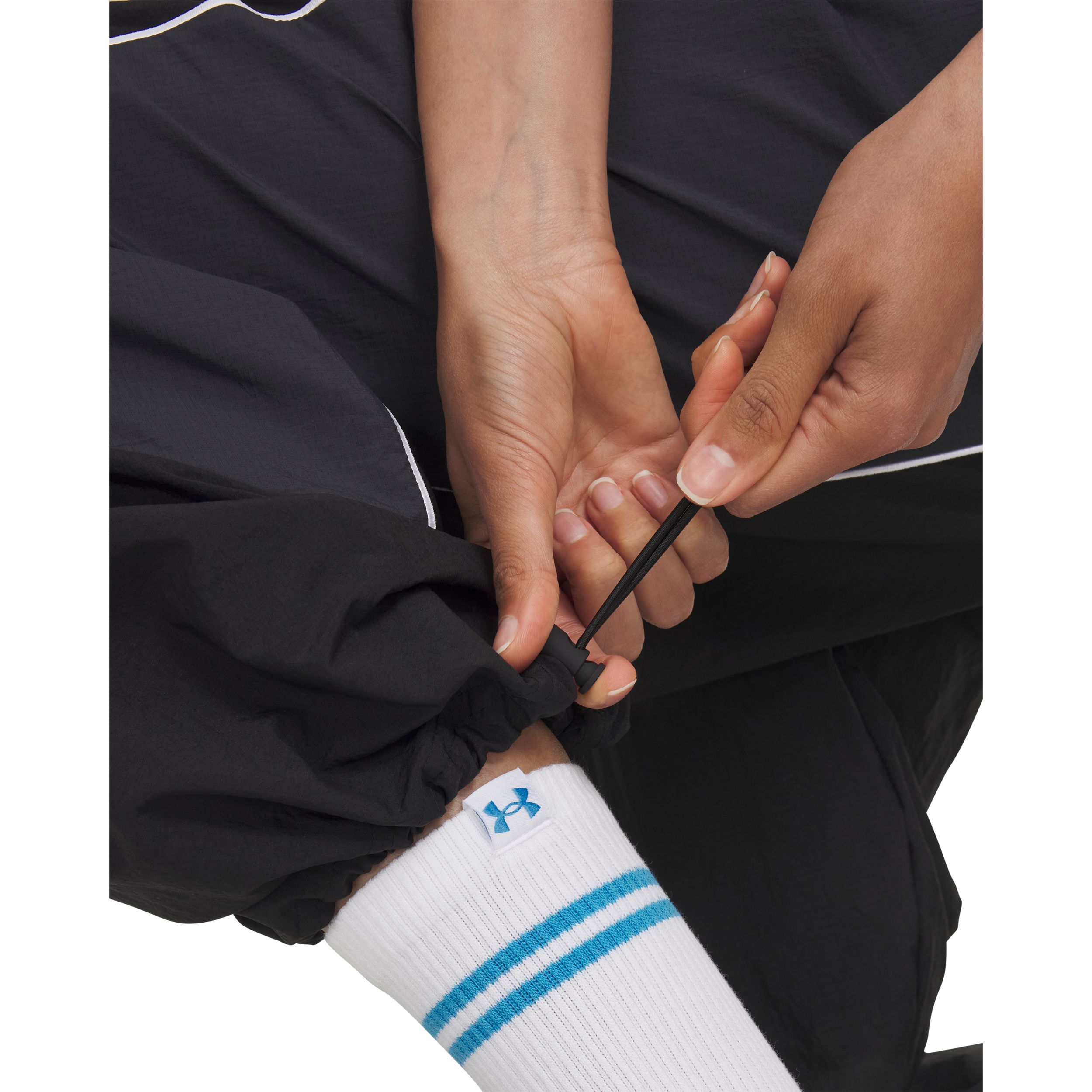 Under Armour Women's Unstoppable Woven Wind Pants