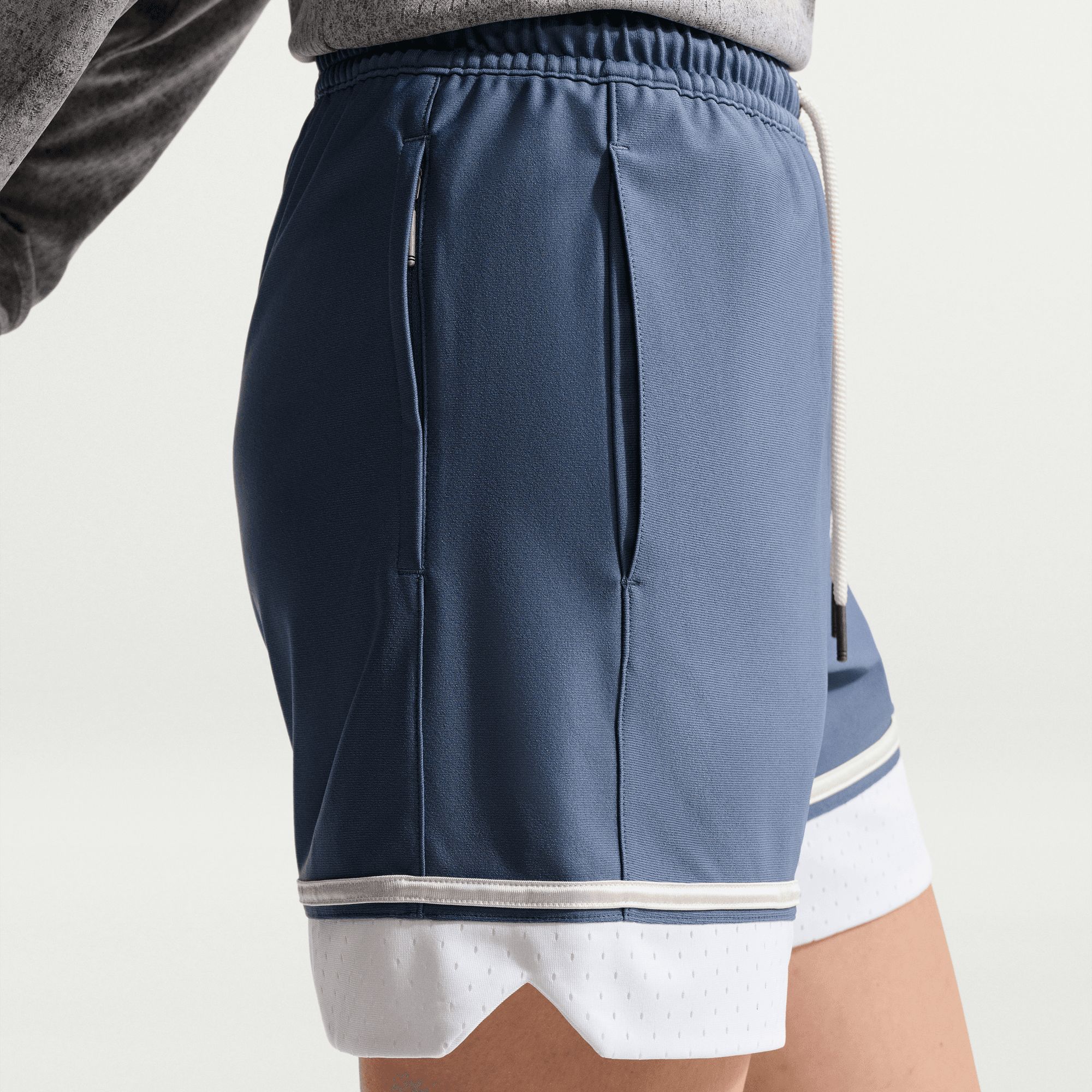 Nike Women's Caitlin Clark Standard Issue Curve Shorts | SportChek