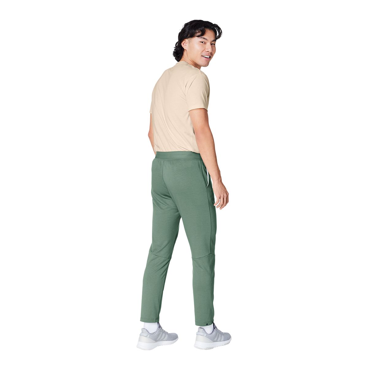 FWD Men's Free Utility Jogger Pants