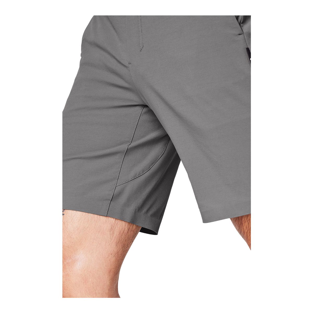 FWD Men's Friday Commute 9 Inch Shorts