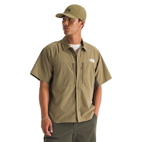 The North Face Men's Trail LIGHTRANGE™ Short-Sleeve Shirt Front_Flat