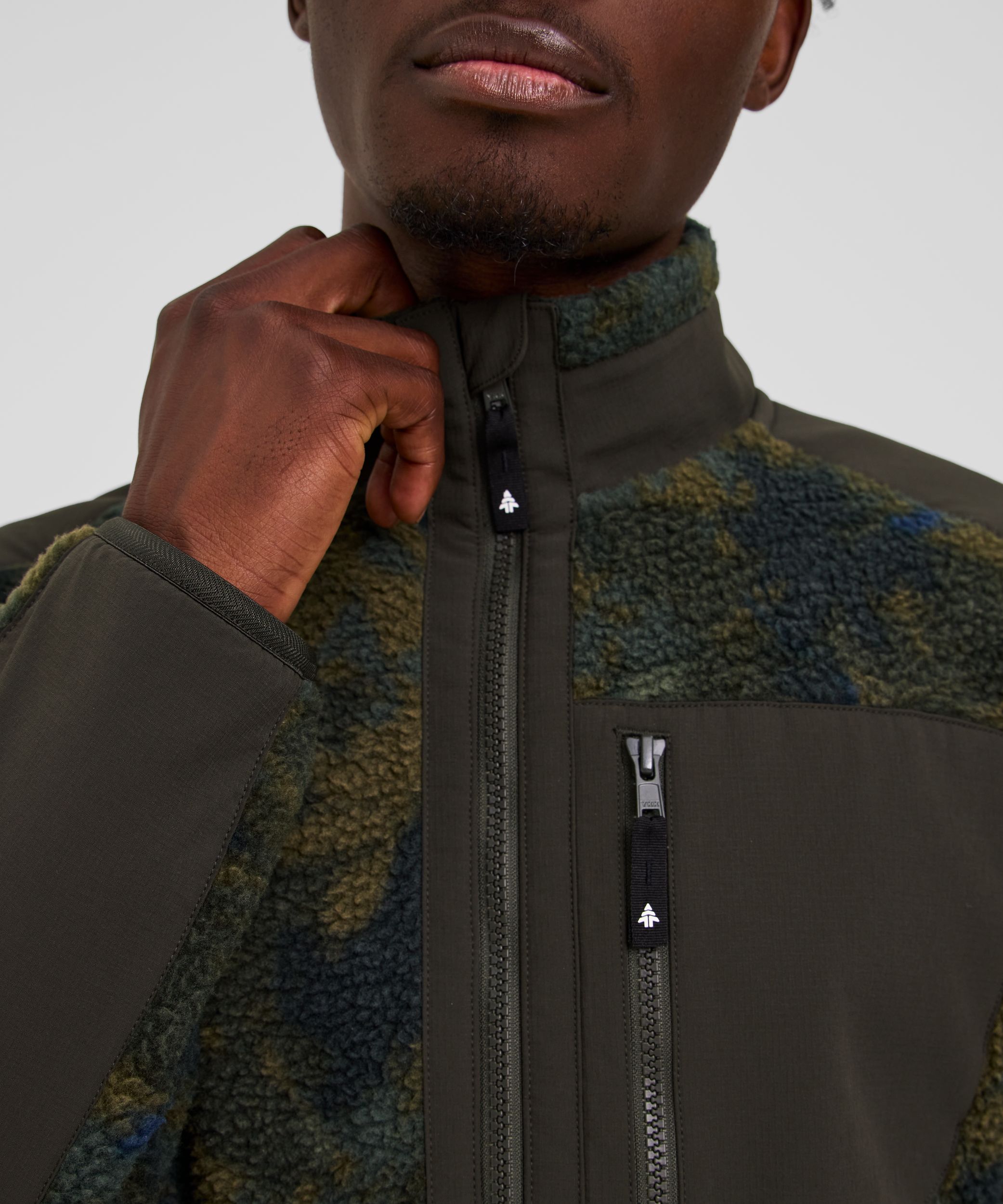 Woods Men's Sheddin 1/4 Zip Relaxed Fit Outdoor Long Sleeve Top