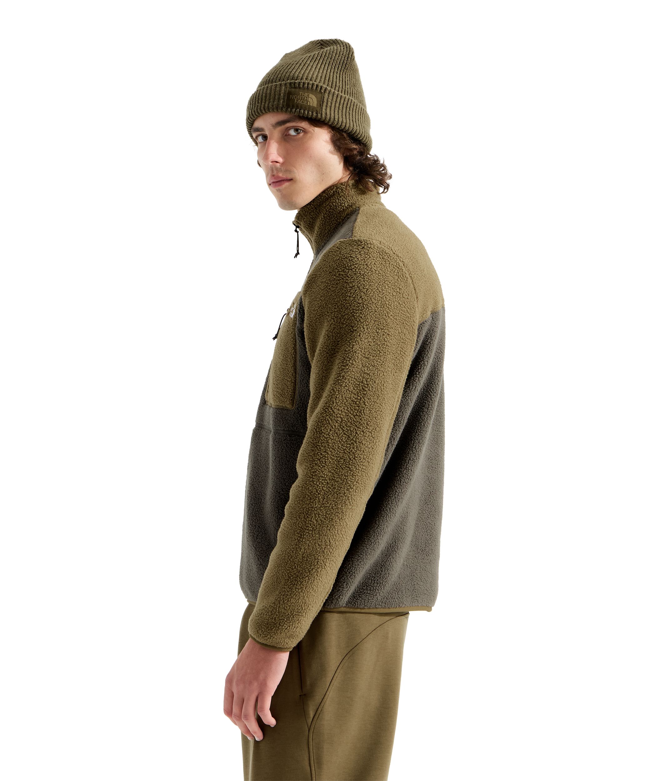 The North Face Men's Yumiori 1/4 Zip Long Sleeve Top