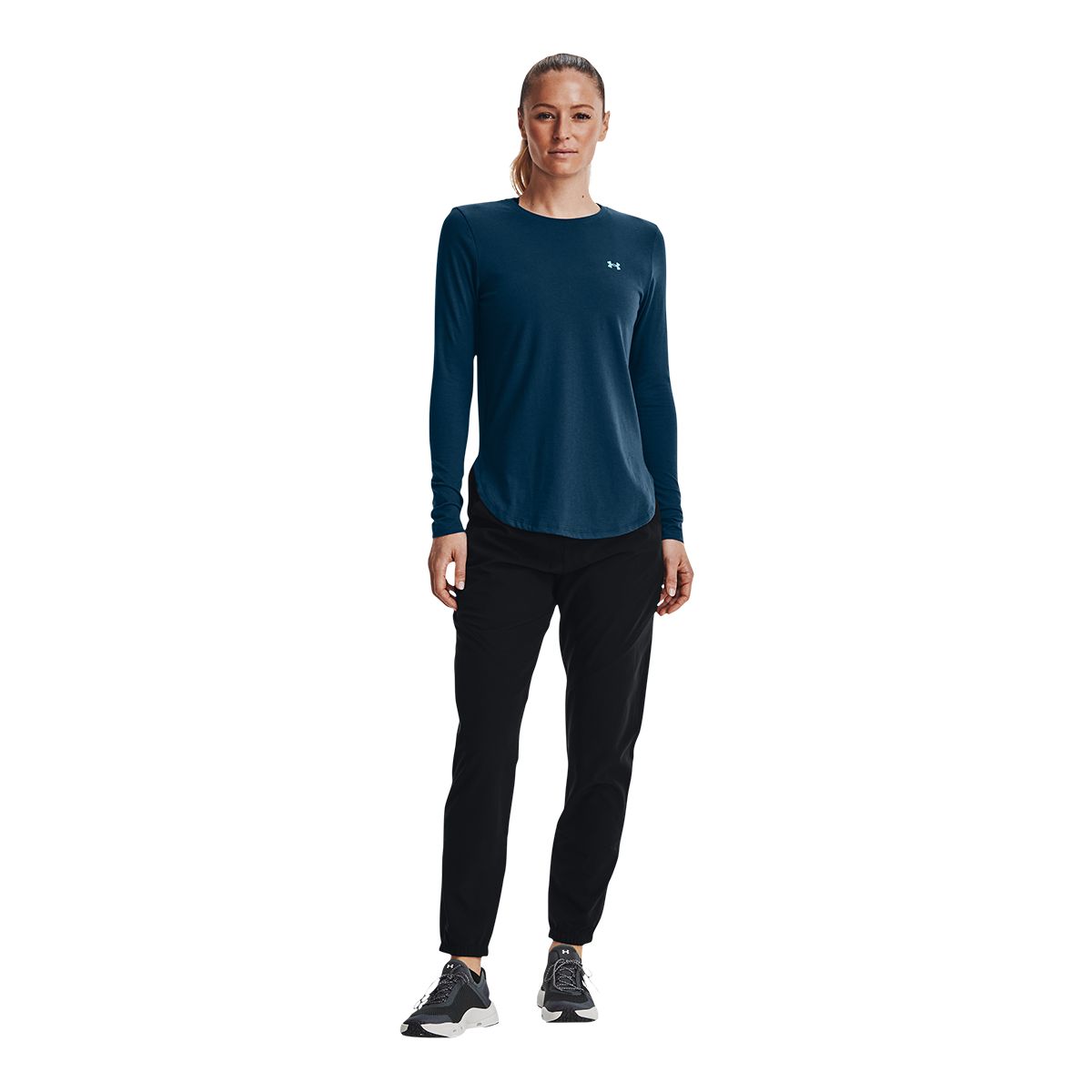Under Armour Women's Outdoor Long Sleeve Shirt, Loose Fit, Quick Dry