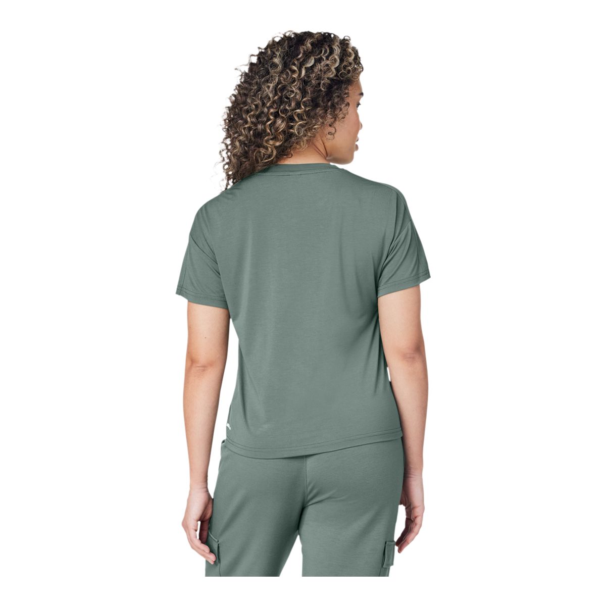 FWD Women's Free Drirelease® Pocket Minimal T Shirt