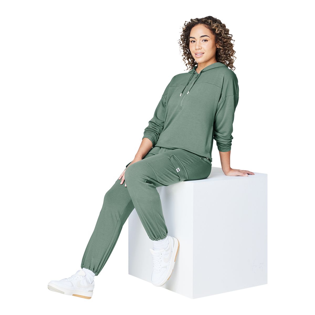 FWD Women's Free Drapeknit Pants