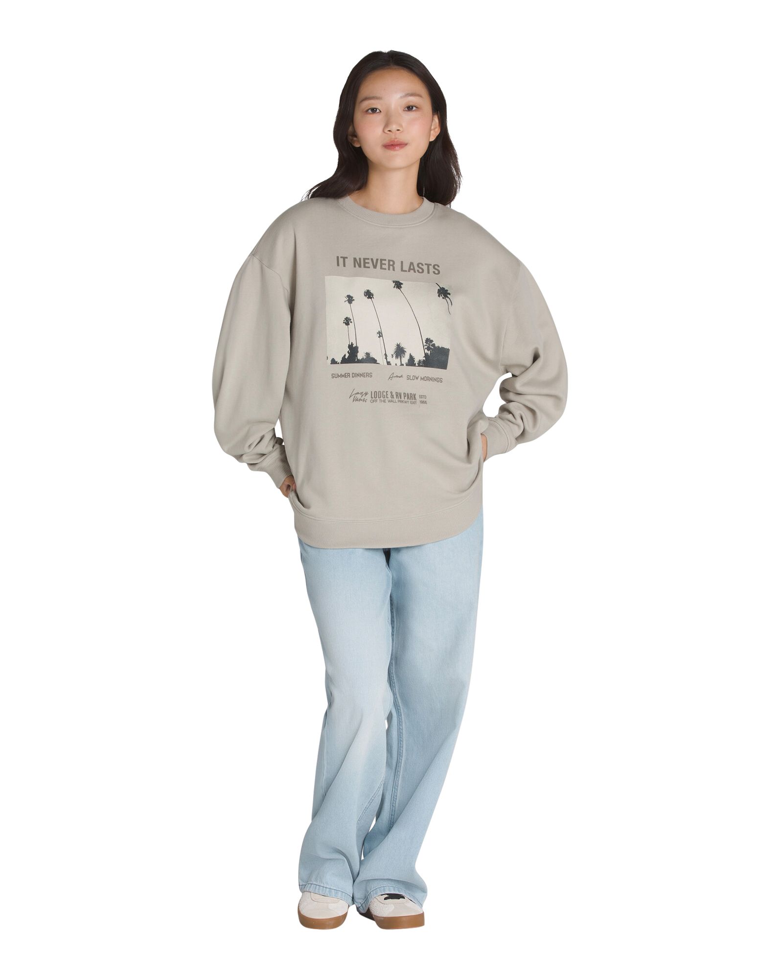 Vans Women's Everlasting Oversized Sweatshirt
