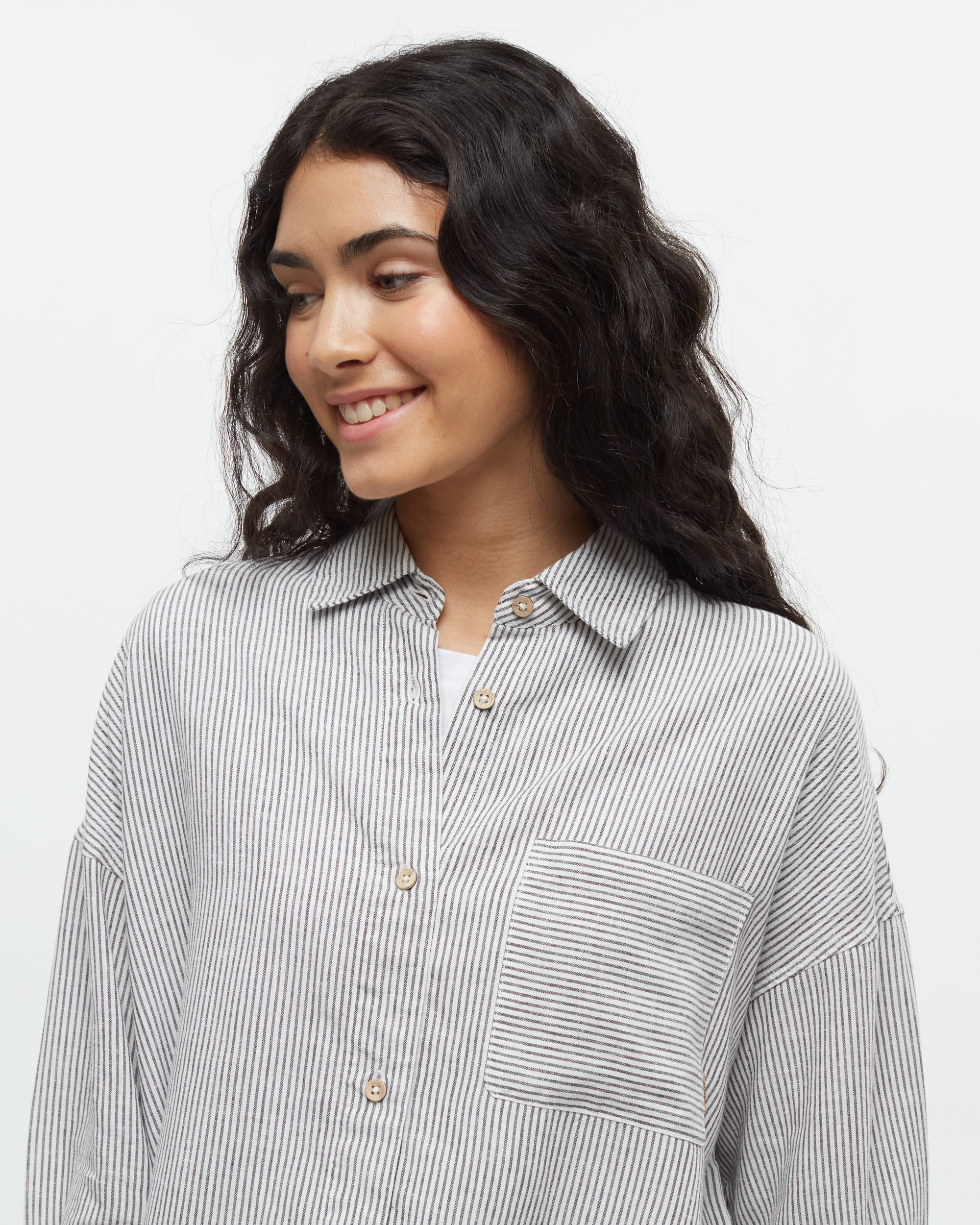 Tentree Women's West End Oversized Long Sleeve Shirt