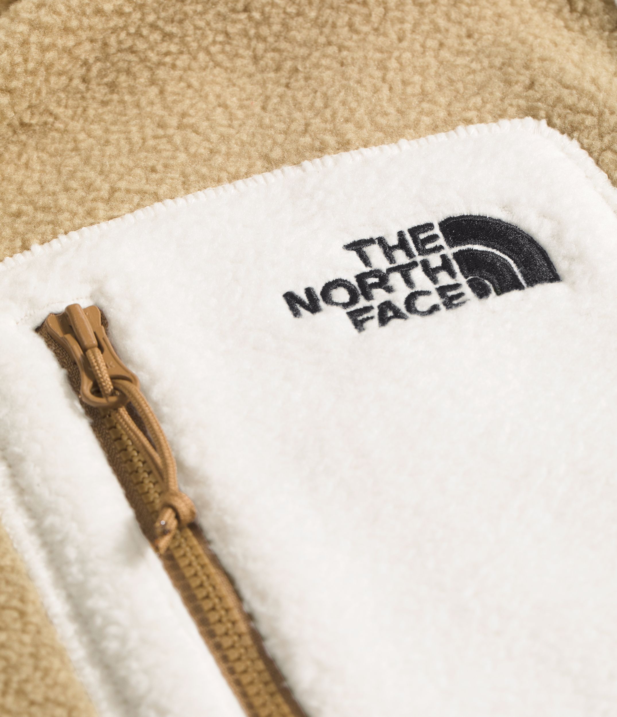 The North Face Women's Yumiori 1/4 Zip Long Sleeve Top