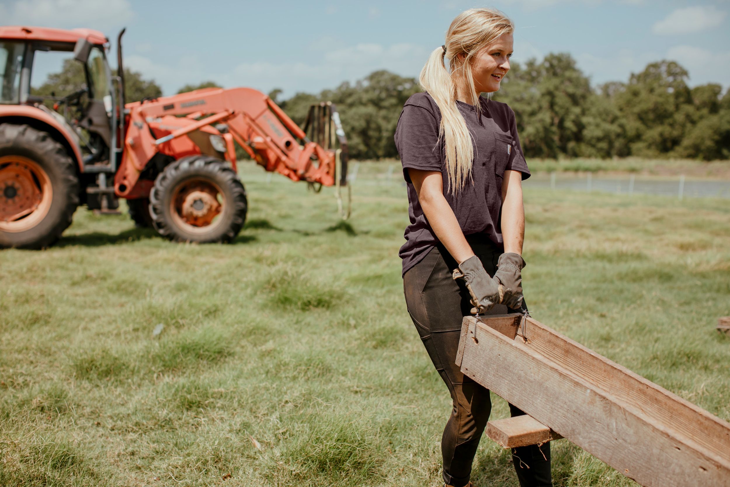 Carhartt Women's Heavyweight Pocket Crewneck Work T-Shirt