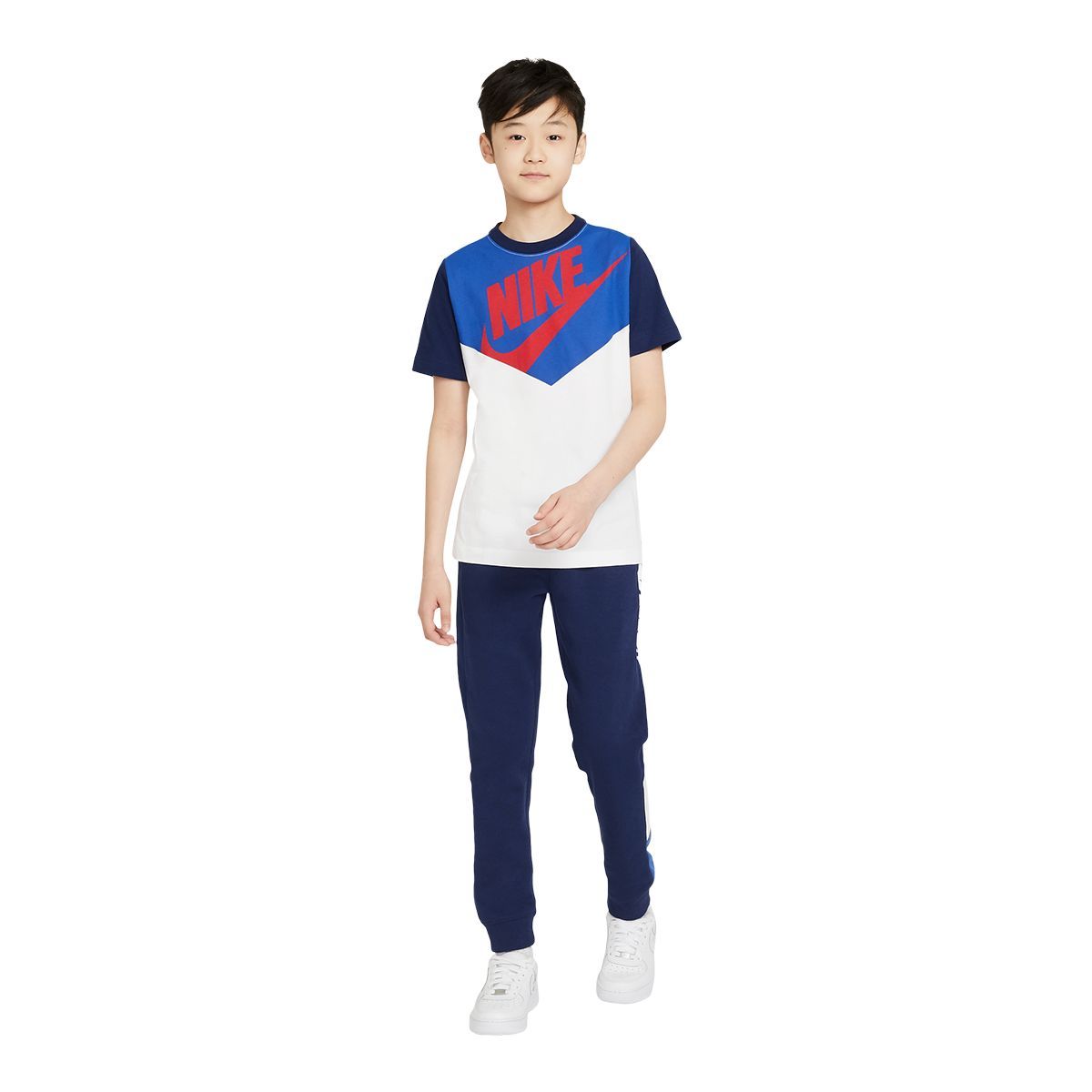 Nike Sportswear Boys' Amplify T Shirt, Kids', Crewneck, Cotton, Graphic