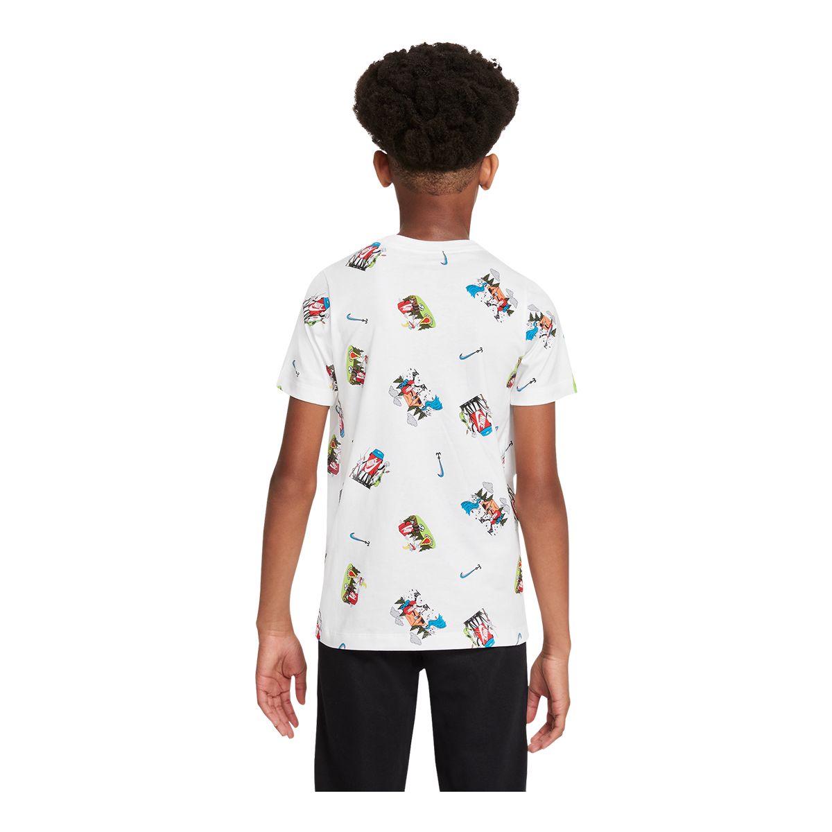 Nike Sportswear Boys' Graphic Boxy 2 T Shirt