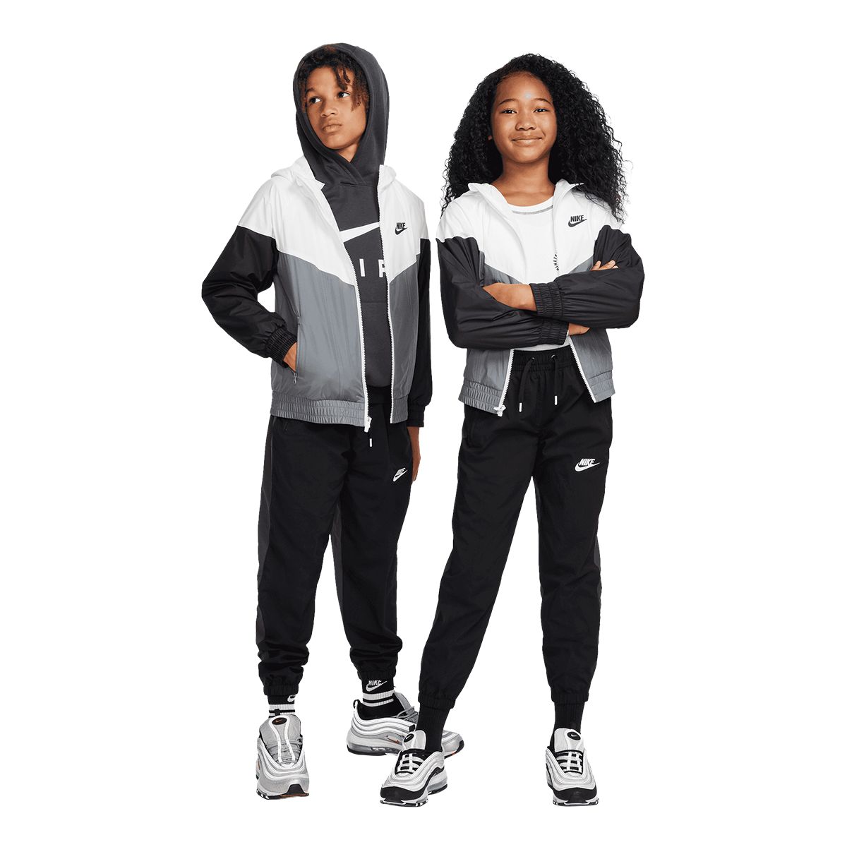 nike windrunner sport chek