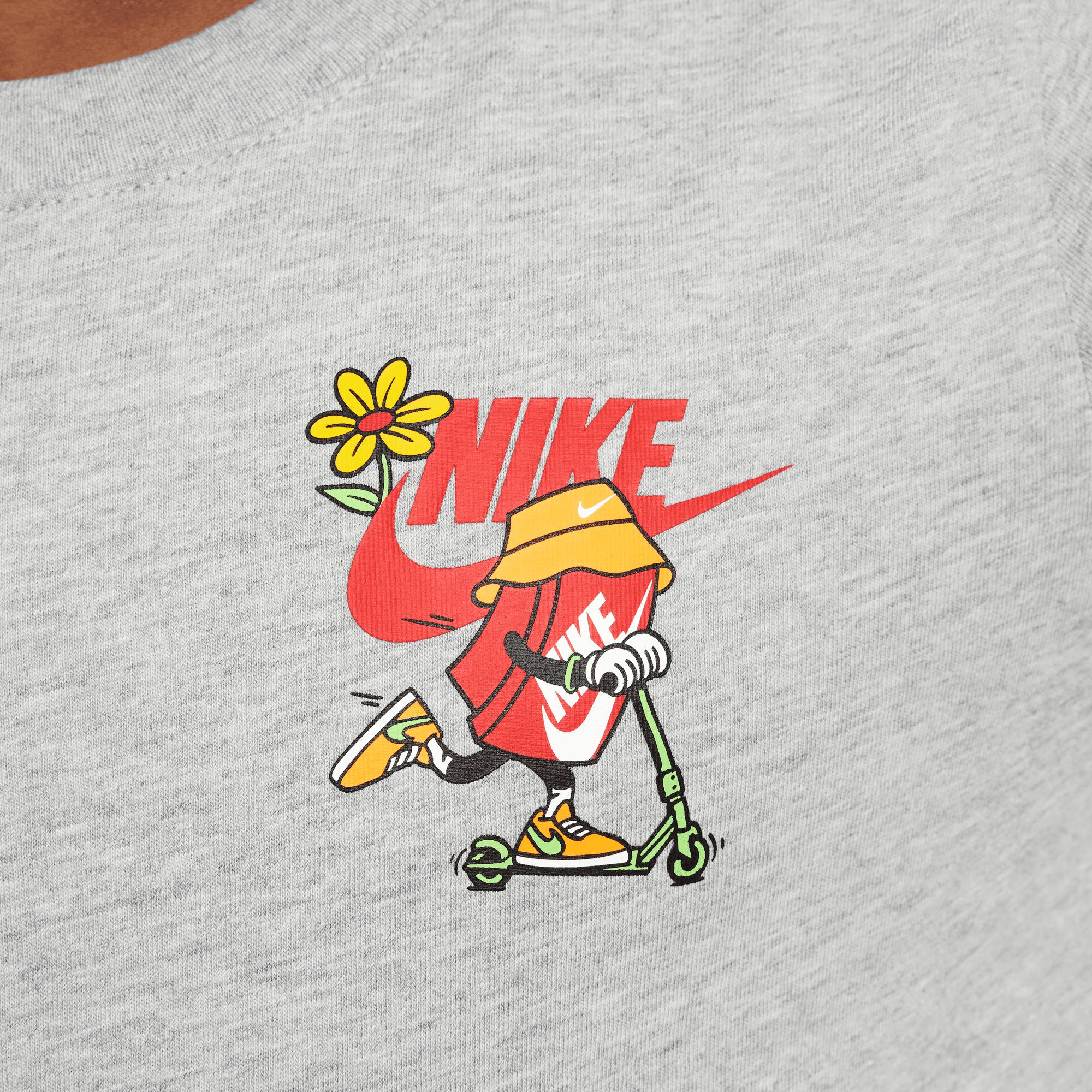 Nike Sportswear Kids' Boxy Scooter T Shirt
