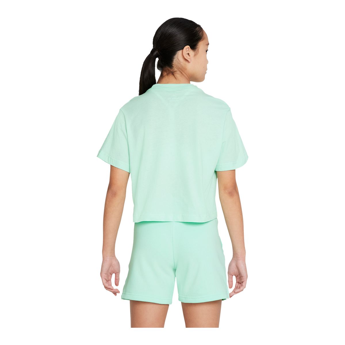 Nike Sportswear Girls' Essentials Boxy T Shirt