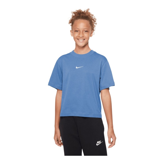 Nike Sportswear Girls' Essential Boxy T Shirt