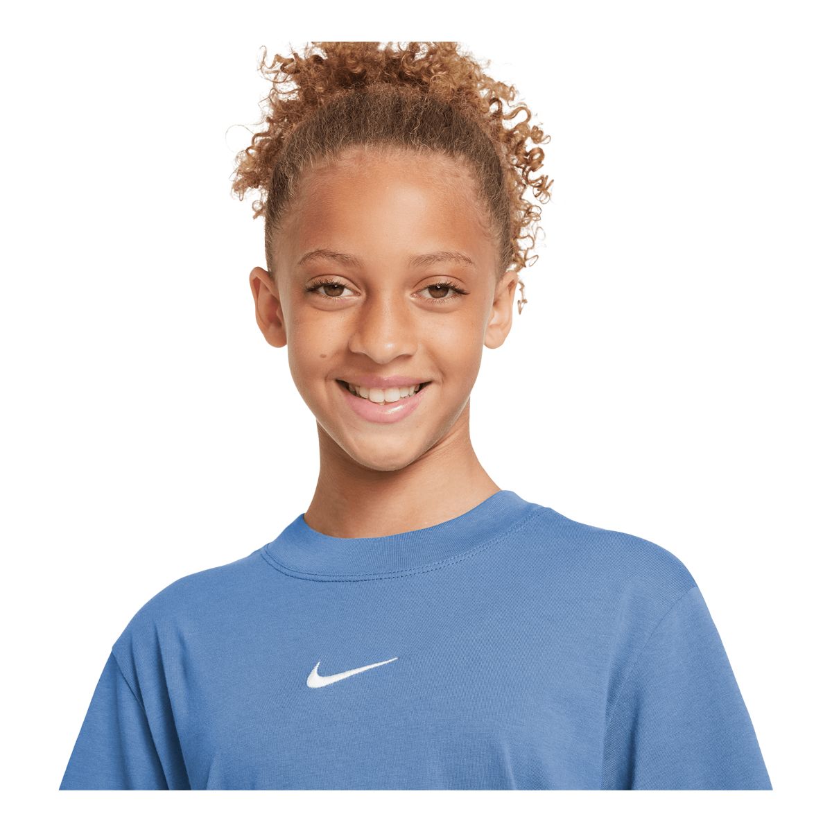 Nike Sportswear Girls' Essential Boxy T Shirt