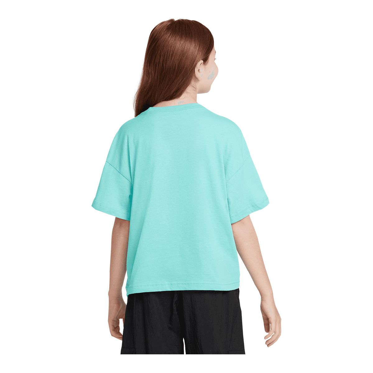 Nike Sportswear Girls' Essential Boxy T Shirt