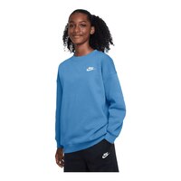 Nike Sportswear Girls' Club Fleece Boyfriend Sweatshirt Front_Three_Fourths_Angled_Left