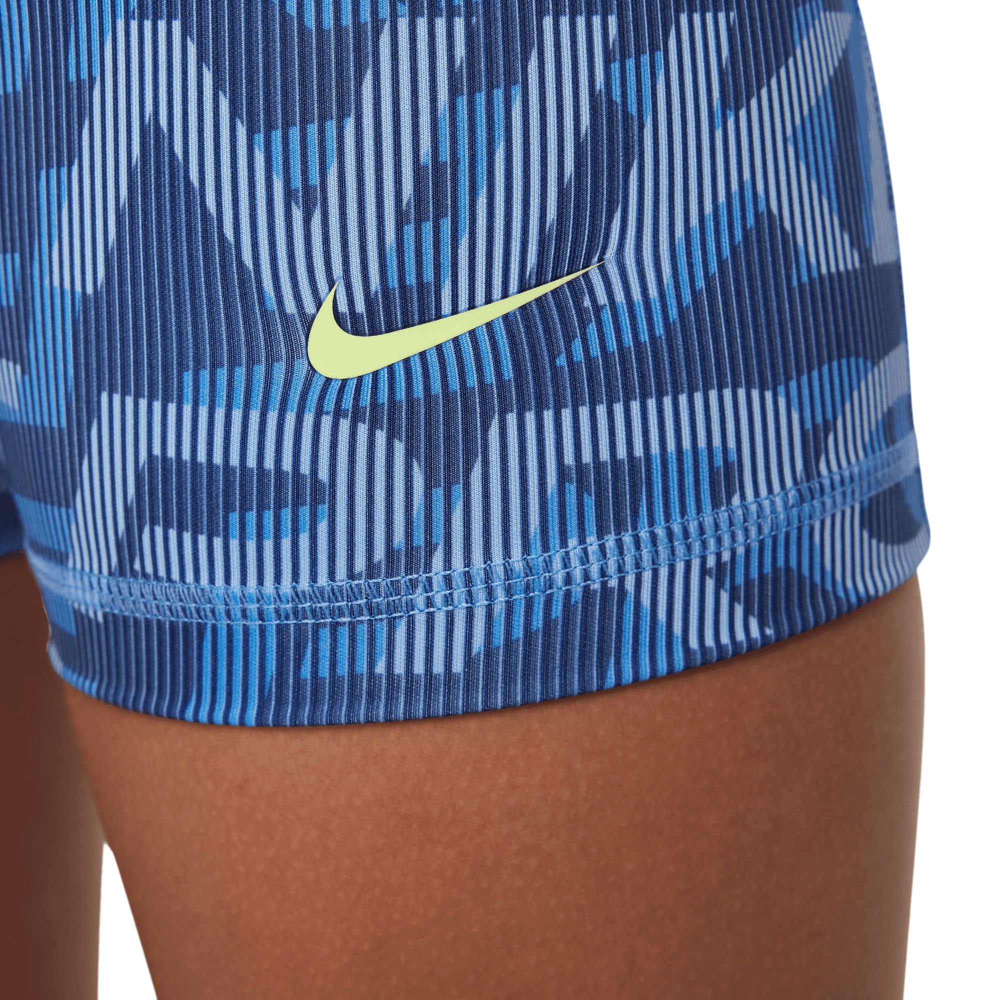 Nike Pro Girls' Dri-FIT Sport 5" Shorts