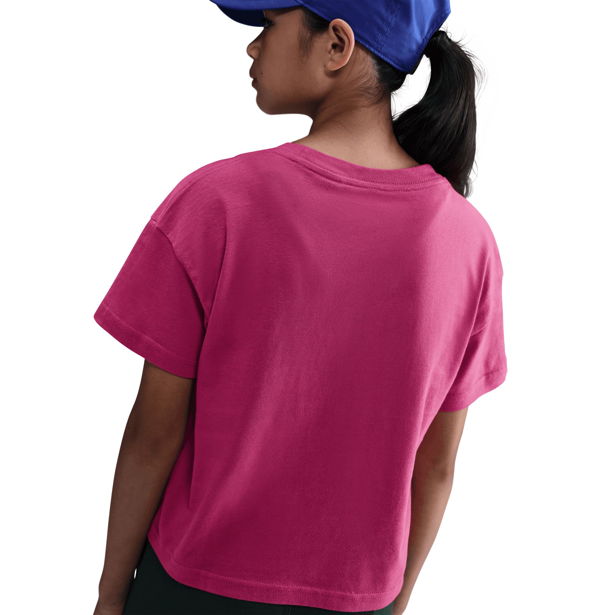 Nike Sportswear Girls' Essential Boxy T Shirt