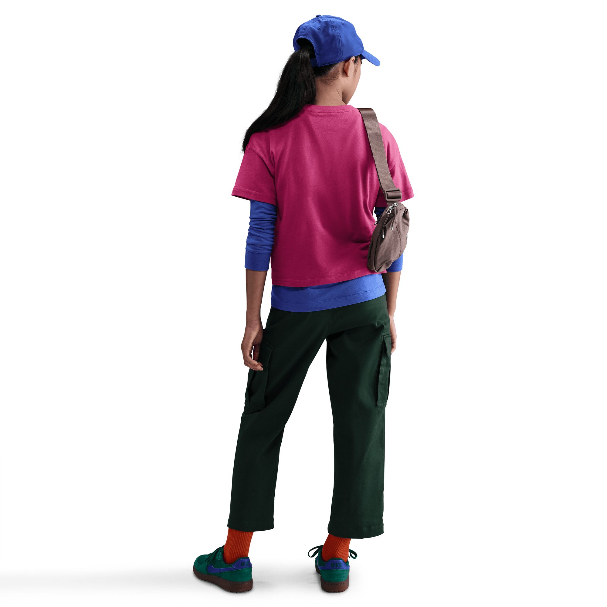 Nike Sportswear Girls' Essential Boxy T Shirt