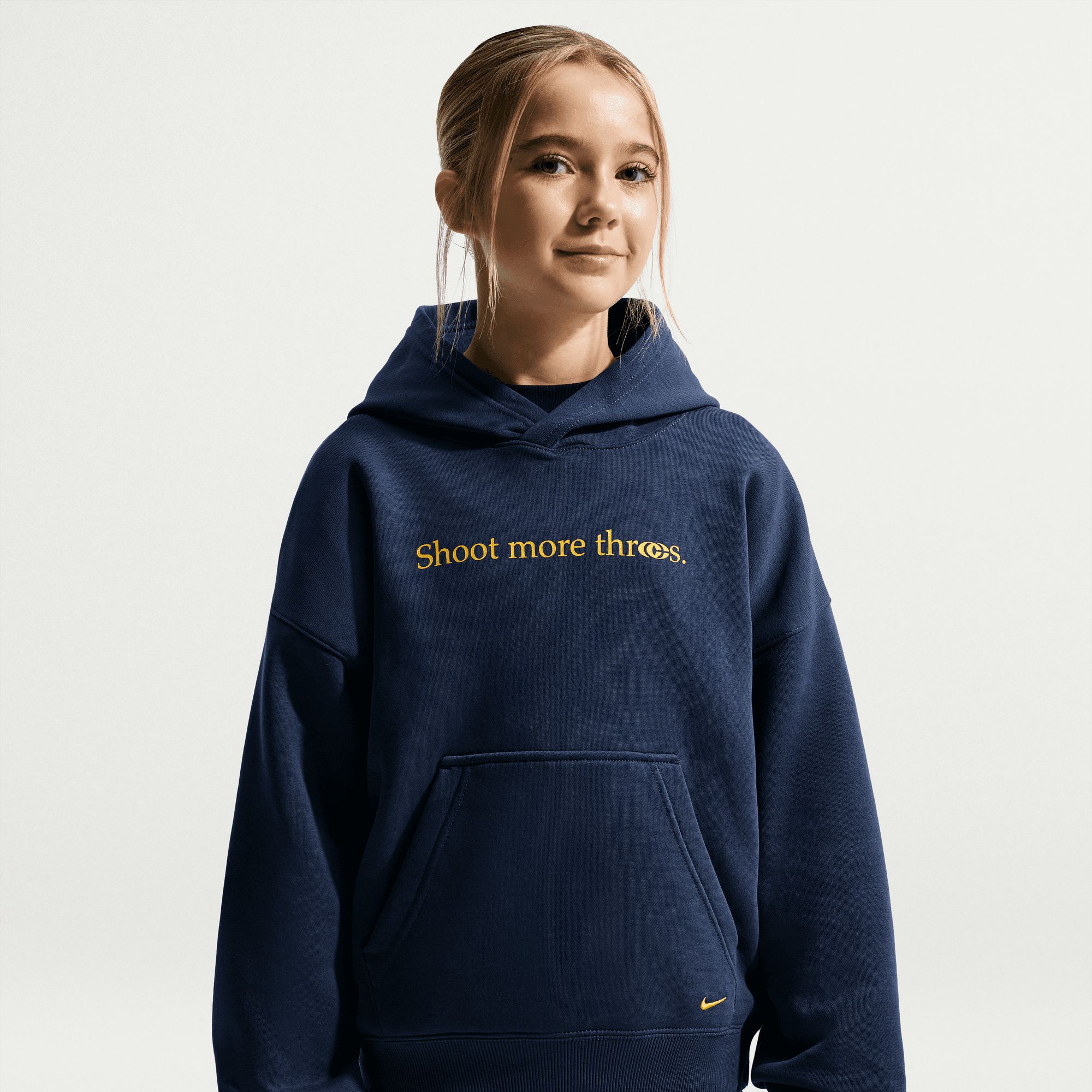 Nike Girls' Caitlin Clark Club Fleece Oversized Hoodie