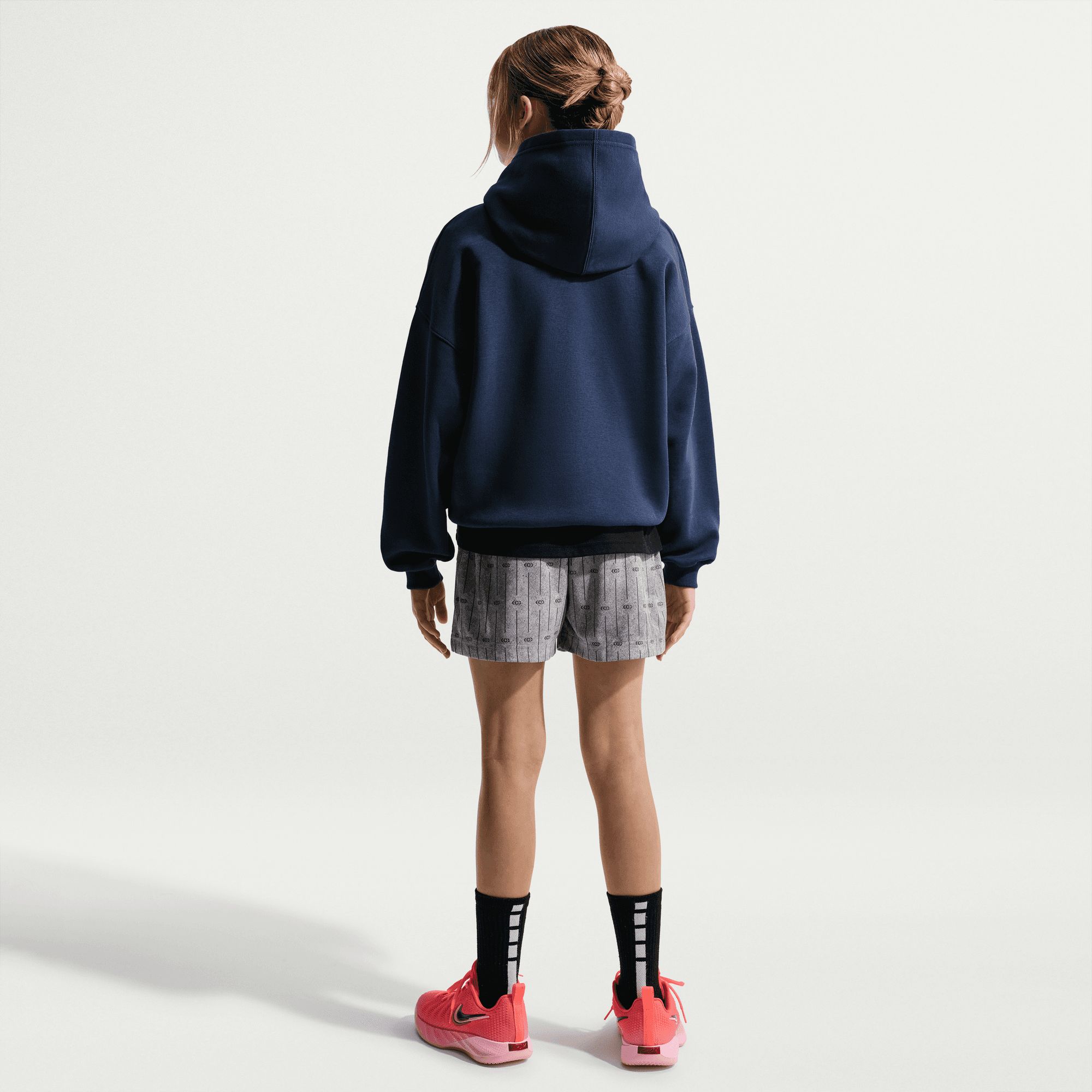 Nike Girls' Caitlin Clark Club Fleece Oversized Hoodie