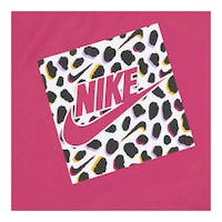 Nike Toddler Girls' 4-6X Graphic T Shirt CloseUp