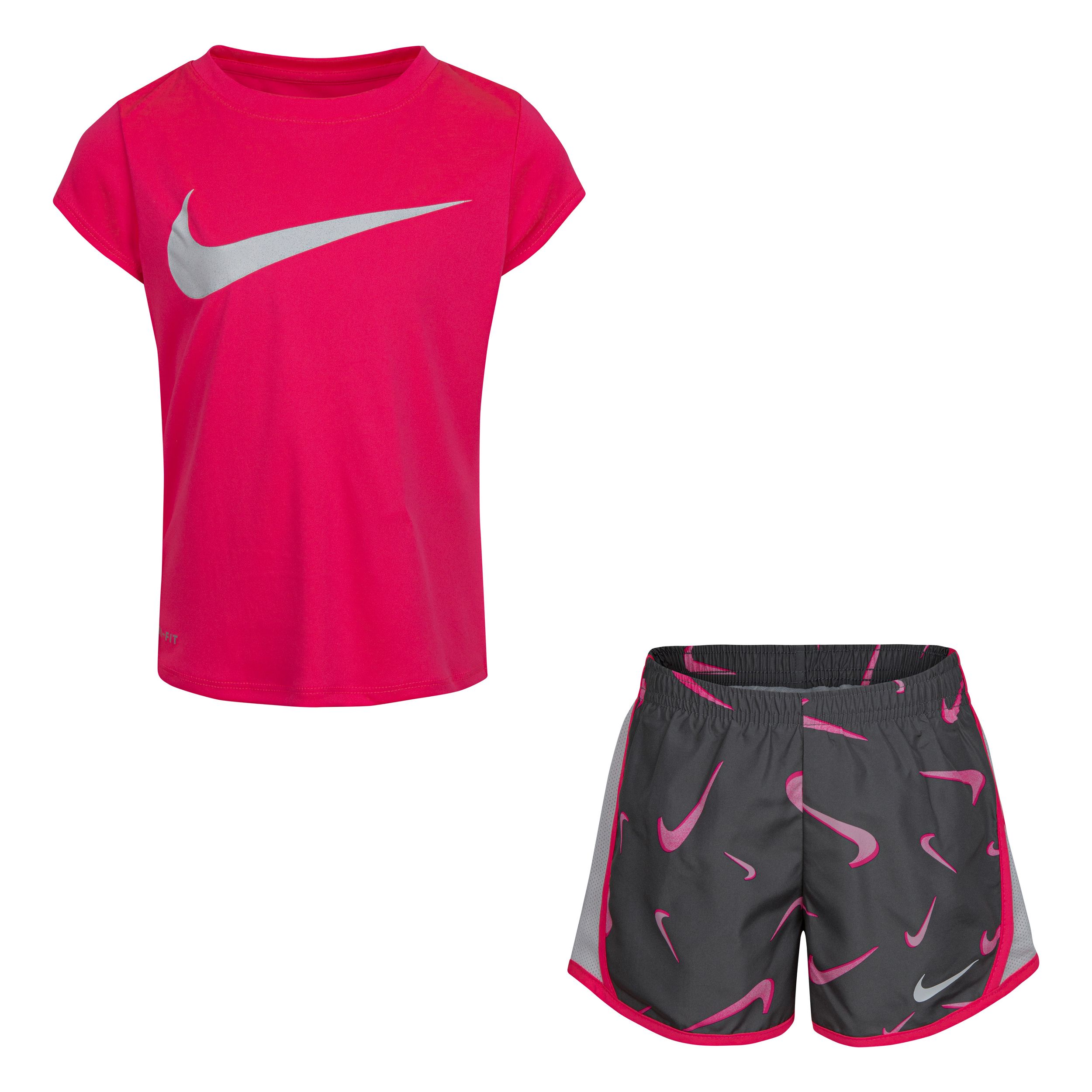 Nike clothes for little girls best sale