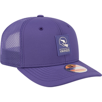 New Era Minnesota Vikings 9SEVENTY Sideline Cap Adjustable Snapback Front_Angled_Right