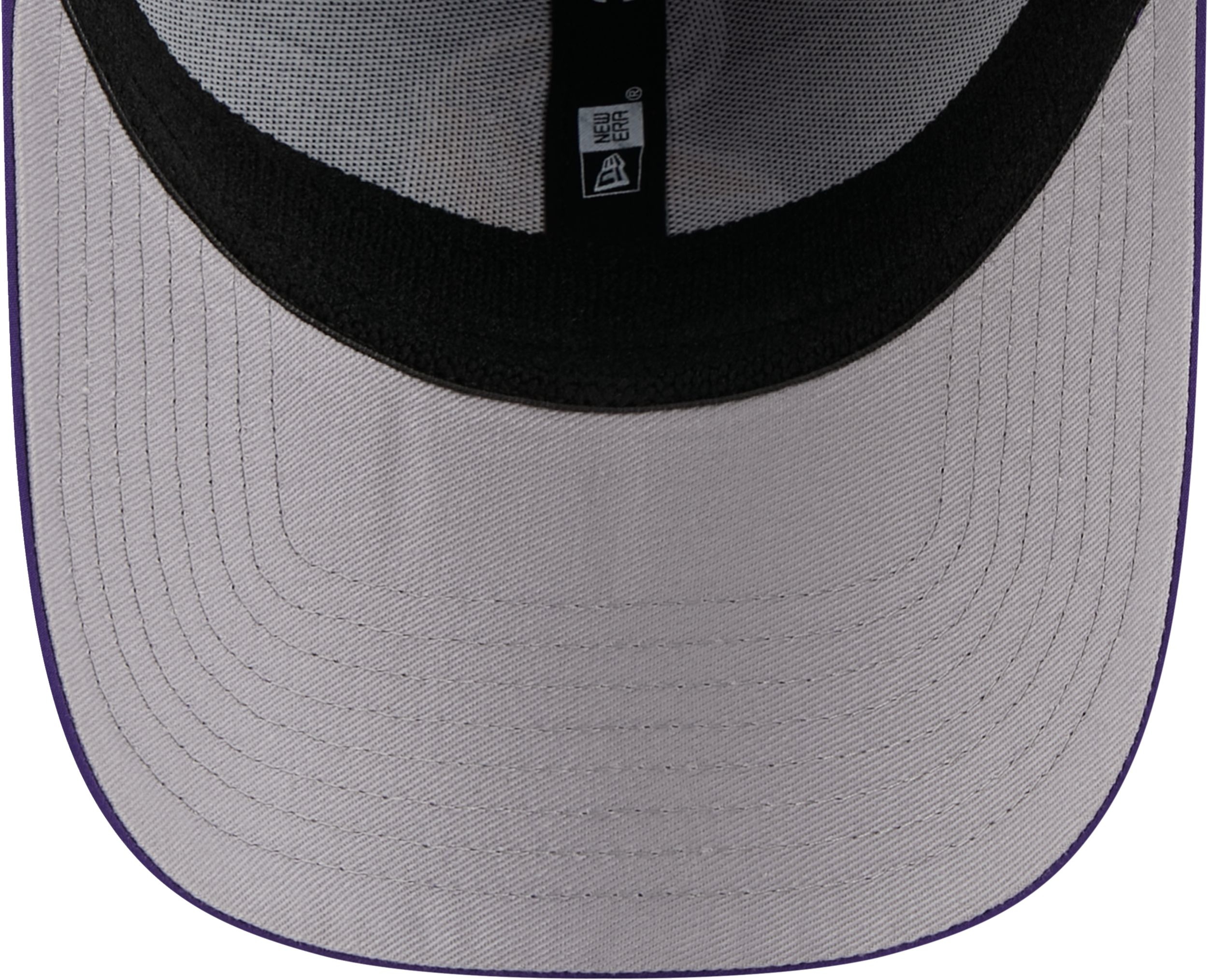 New Era Minnesota Vikings 39THIRTY Outline Cap - NFL Stretch Fit Cap