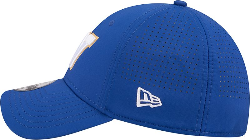 Winnipeg Blue Bombers New Era Unisex 39THIRTY Sideline Cap