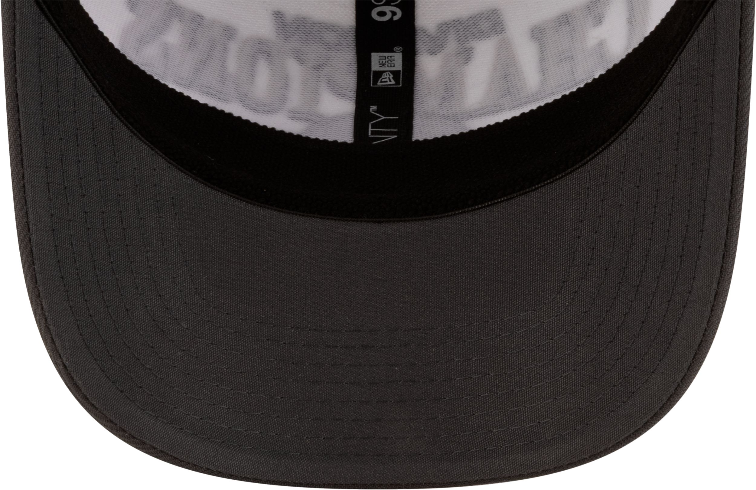 New Era Toronto Blue Jays 2025 Al East Champions 9SEVENTY Cap