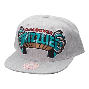 Vancouver Grizzlies Mitchell & Ness HWC Mascot Claw Snapback Cap