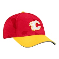 Calgary Flames Fanatics Locker Room Flex Hat, NHL, Hockey Front_Angled_Right