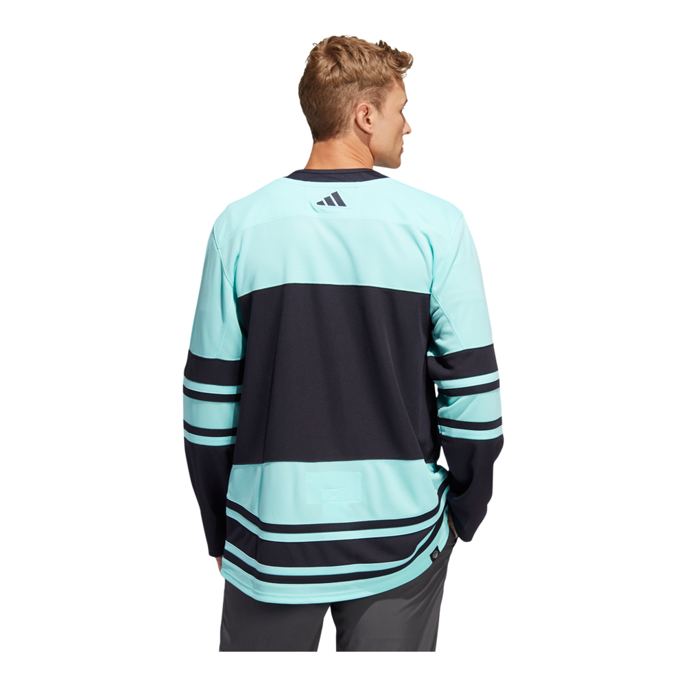 NHL on X: Quick, come look: The @SeattleKraken are debuting their  #ReverseRetro threads. 👀⚓️ These sweaters honor the Seattle Ironmen, first  formed as the Isaacson Ironmen of the Northwest Industrial Hockey Leage (