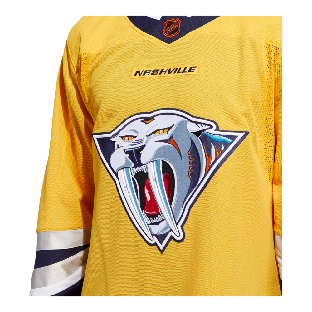 Nashville predators clearance retro jersey