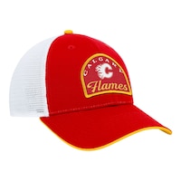 Calgary Flames Fanatics Fundamental Structured Trucker Cap Front_Three_Fourths_Angled_Right