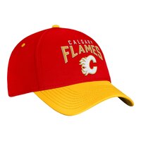 Calgary Flames Fanatics Fundamental Struct Flex Cap Front_Three_Fourths_Angled_Right