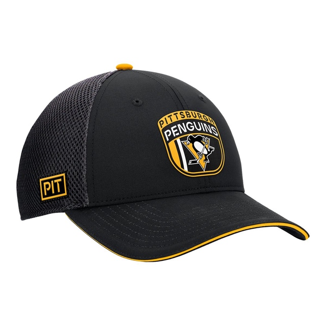 Pittsburgh Penguins Fanatics Authentic Pro Draft Structured Trucker Cap Front_Three_Fourths_Angled_Right