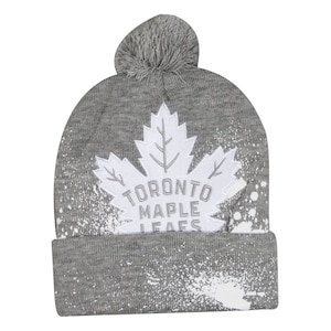 Mitchell & Ness Toronto Maple Leafs Pom Knit Hat