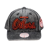 Mitchell & Ness Edmonton Oilers Living On The Edge Pro Crown Cap Front_Flat