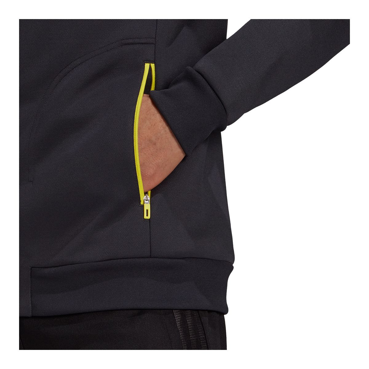 Juventus F.C. adidas Anthem Jacket