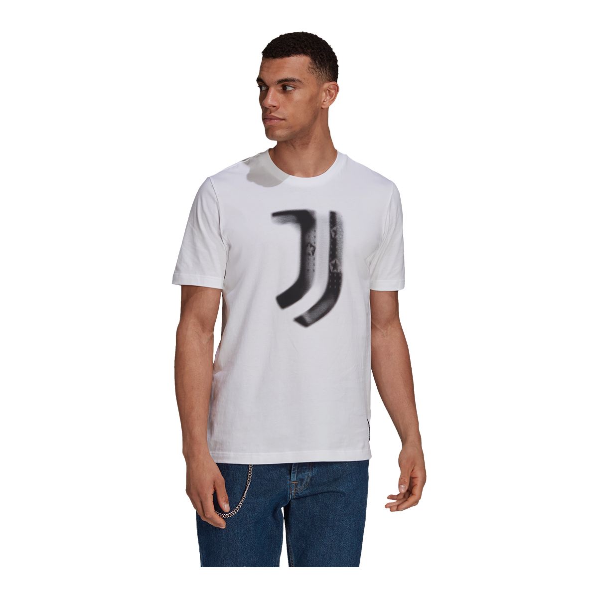 Juventus F.C. adidas T Shirt
