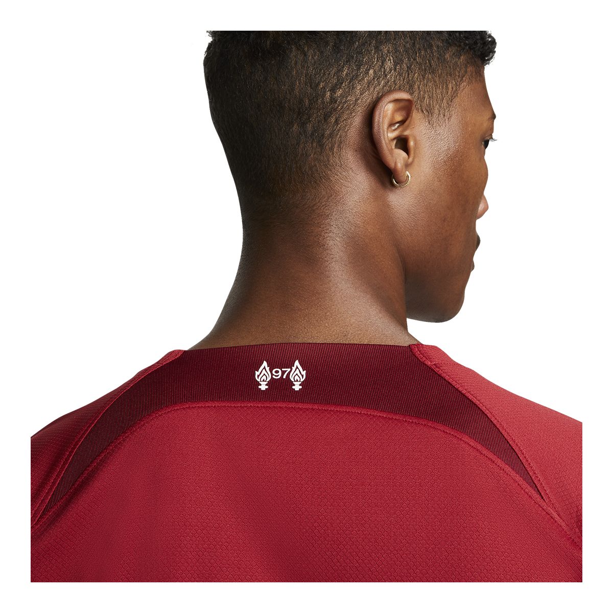 Liverpool jersey sport chek deals