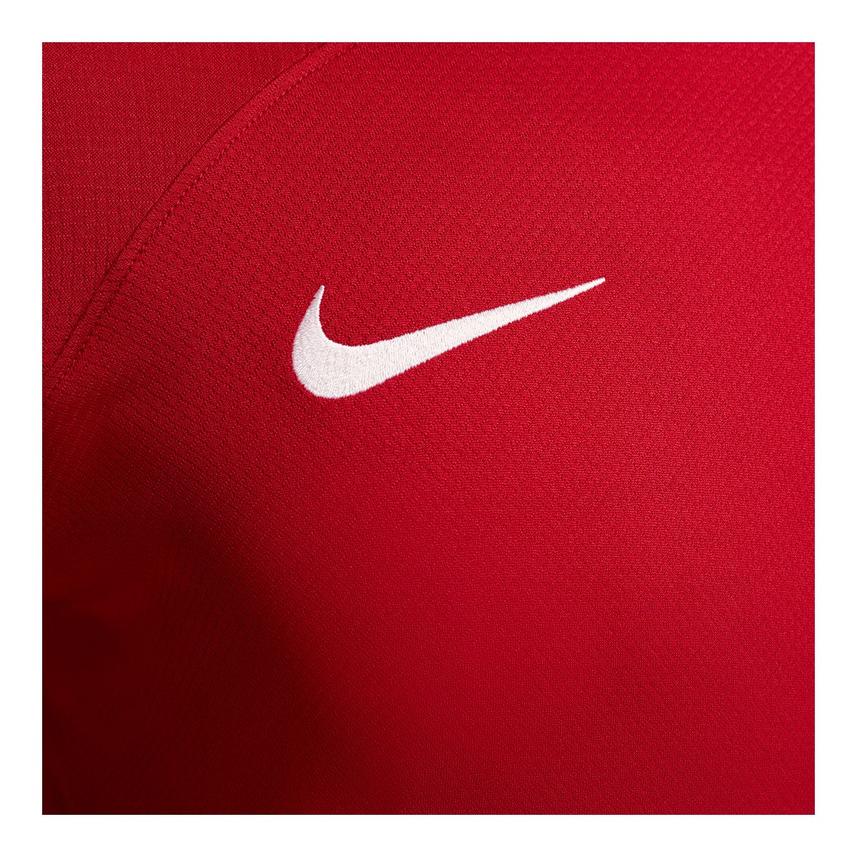 Liverpool F.C. Replica Nike Home Jersey