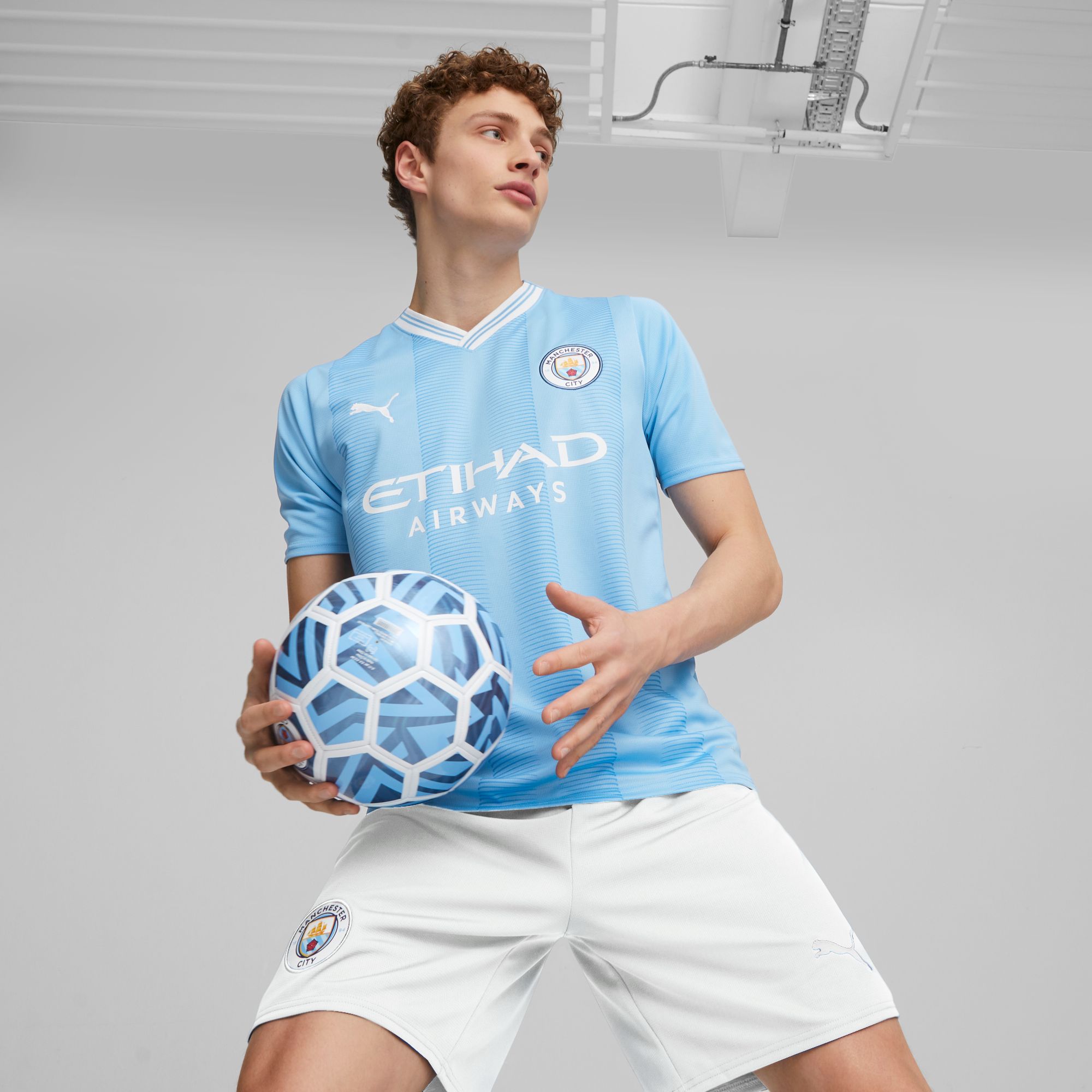 Manchester City F.C. PUMA Replica Home Jersey